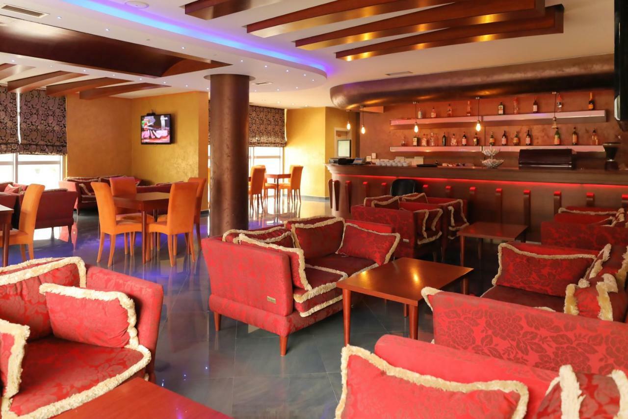 Hotel Gjuta Tirana Eksteriør billede