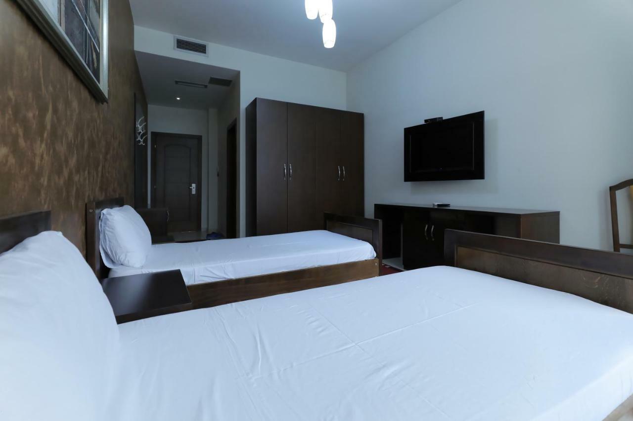 Hotel Gjuta Tirana Eksteriør billede